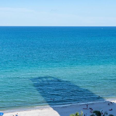 Bluebird Suites Monte Carlo Miami Beach Room photo